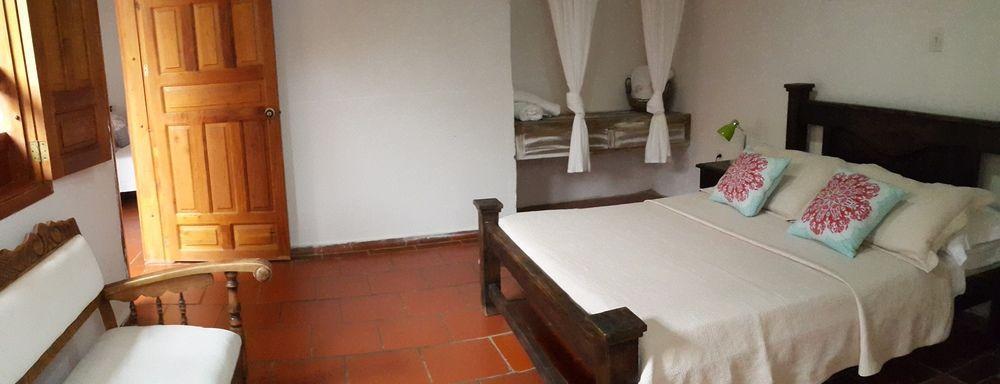 La Casa De Hercilia Boutique 巴里查拉 外观 照片